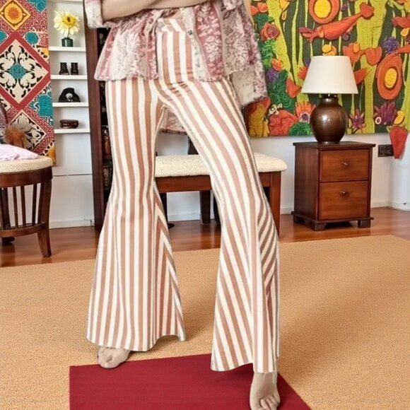 NWT We The Free x Free People Just Float On Flare Jean in Rust / Cream Stripe 27 - Picture 1 of 7